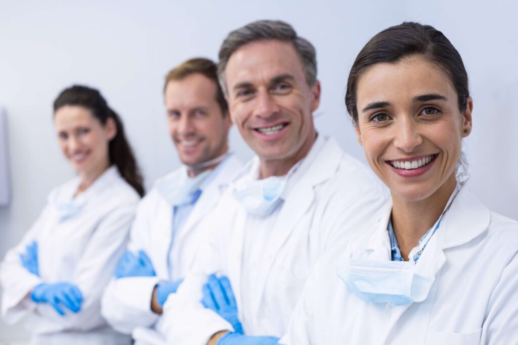 dentistas sorrindo